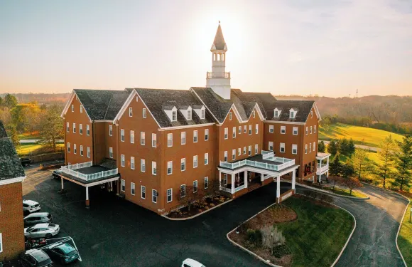 德拉菲爾德酒店