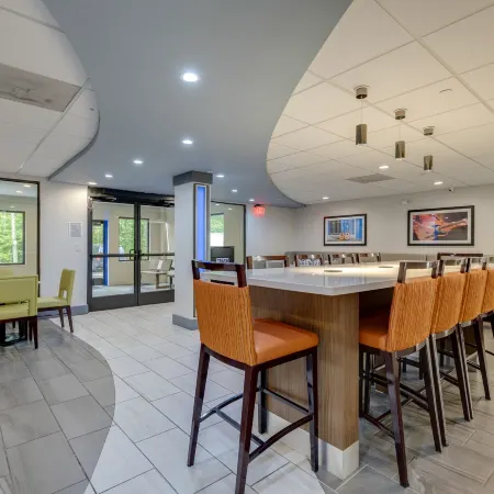 Alexis Inn and Suites Hotel