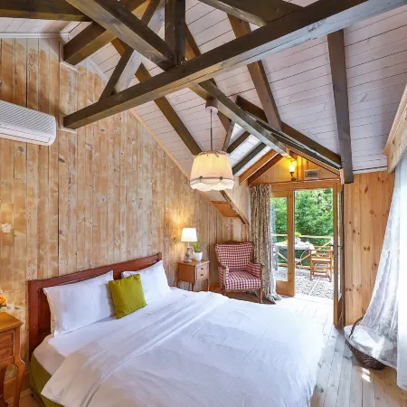 Tranquilla River Lodge