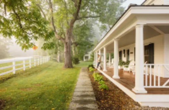 Hill Farm Inn - Manchester