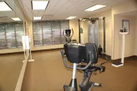 Wingate by Wyndham Southport - Gym
