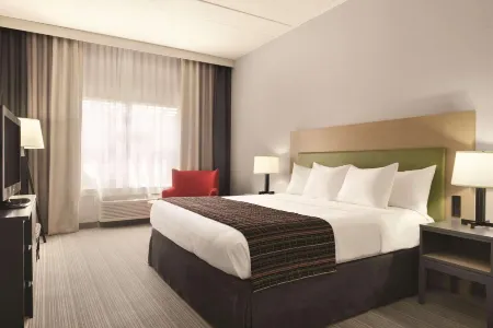 Country Inn & Suites by Radisson, Coralville, IA Отели в г. Johnson County