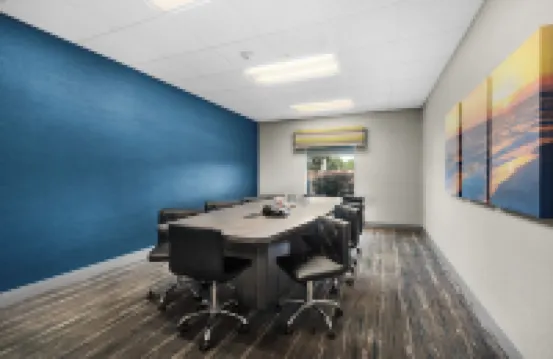 大學城廣場彭薩科拉歡朋套房酒店I-10 N 彭薩科拉酒店