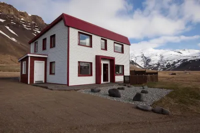 Grund í Grundarfirði Economy Guesthouse Hotels near Kirkjufell