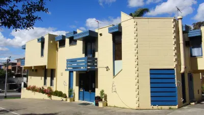 Pathfinder Motel Hotels in Kew