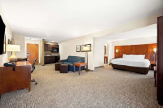 Comfort Inn & Suites Decatur-Forsyth Hotels in Hickory Point Township