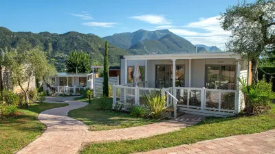 Weekend Glamping Resort