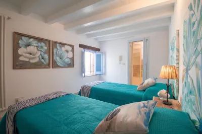 TD Casa Reina in the Historic Center with Terrace