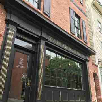 The Dutchess Inn and Spa at Beacon Hotel Exterior