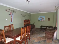 Café Zambezi House of Africa - Hostel - Hostels