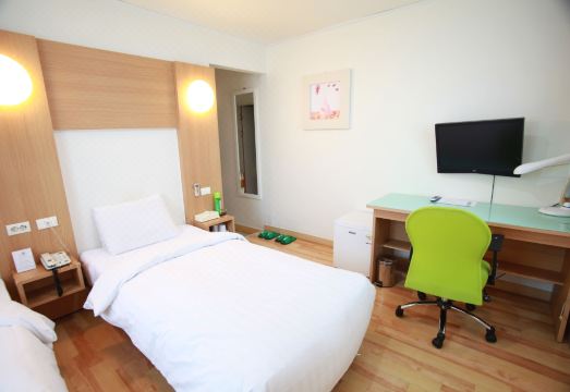 애플트리호텔 외관