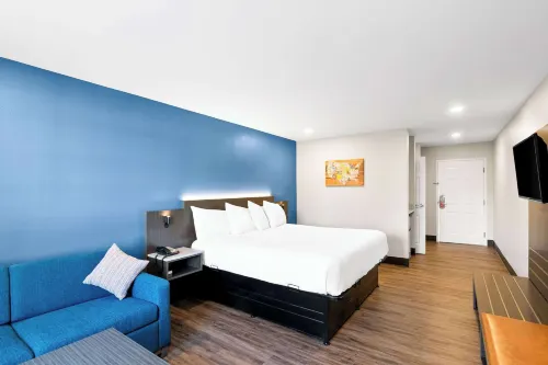 Days Inn by Wyndham Bethel - Danbury - 2-Star