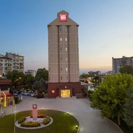 Ibis Eskisehir Отели рядом с достопримечательностью «Принцевы острова»