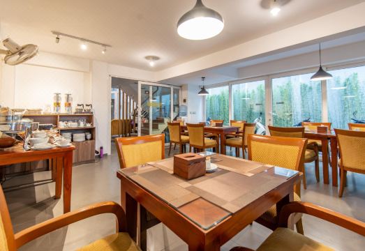 골든 선 빌라 호텔 외관