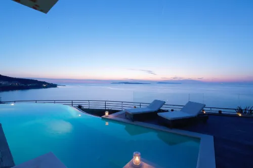 Pictures Suites Hotels in Agios Stefanos