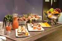 Hotel Dzingel - breakfast