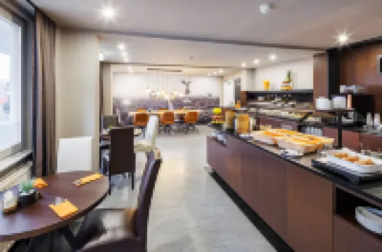 โรงแรมลึตโซว