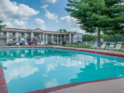 埃文斯維爾伊克諾旅館 埃文斯維爾酒店