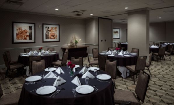 Hilton Brentwood/Nashville Suites