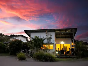 Mobys Beachside Retreat
