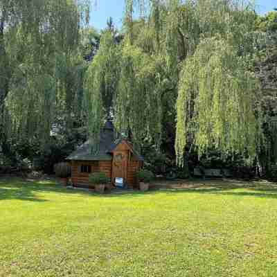 Les Jardins d'Adalric Hotel Exterior