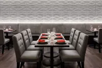 Pomeroy Hotel & Conference Centre - breakfast