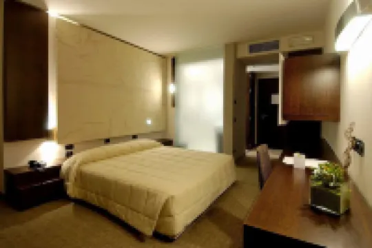 Bes Hotel Cremona Soncino Hotels near Basilica Santa Maria della Croce