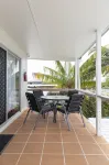 Palm View Holiday Apartments Hotels in Bowen