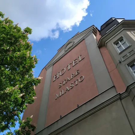 Hotel Stare Miasto Old Town Отели рядом с достопримечательностью «Мальтанское озеро»