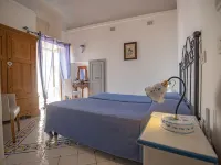 Hotel la Casa Sul Mare Hotéis em Prócida