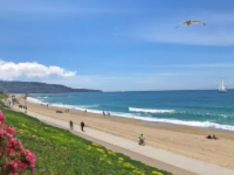 Redondo Inn and Suites Hotels in Redondo Beach