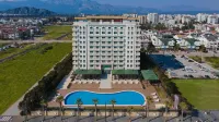 คราวน์ พลาซ่า โรงแรม อันตัลยา บาย IHG