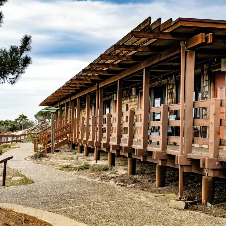 Asilomar Conference Grounds Отели рядом с достопримечательностью «Парк Лаверс-Пойнт»