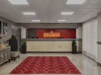 Cozy condotel with King Bed, WiFi, great pool, fitness room and much more! 휫필드 호텔