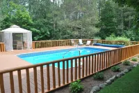 Horton Creek Inn B&B - Pools