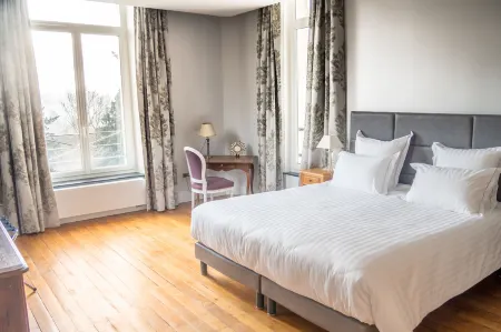 Hôtel Château de la Marlière Отели в г. Этреопон