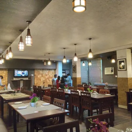 Hotel Centre Point Tezpur