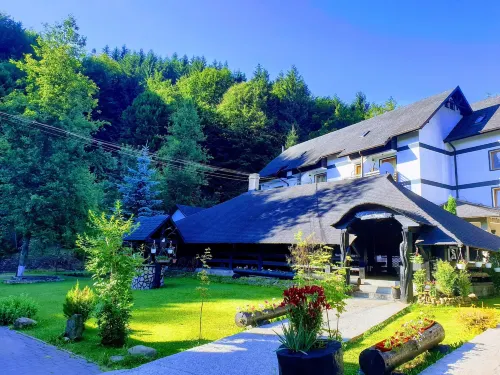 Casa Octavian Hotels in Sucevita