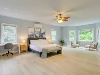 Game Farm Villa by Avantstay 10Bdr, Private Pond, Spa, Pool Family-Friendly Hotels in Catskill