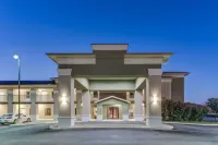 Super 8 by Wyndham Cotulla TX Các khách sạn ở Cotulla