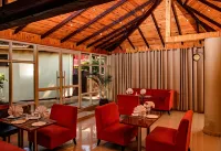 Serendib Suites and Conference Center