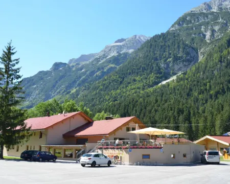 Gasthaus-Pension Reiterklause Hotels in Leutasch
