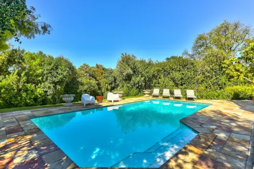 Devonport House - Constantia Hotels in Constantia