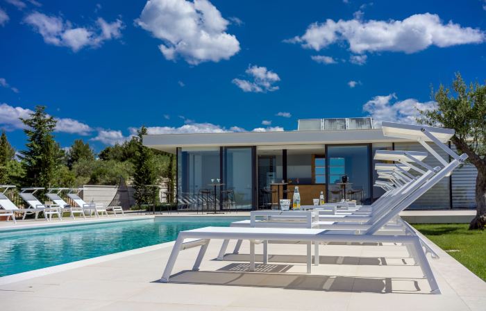 Golden Rays Luxury Villas & Apartments