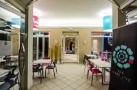Hotel Mare Live