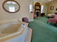 Evening Shade Inn - Inns