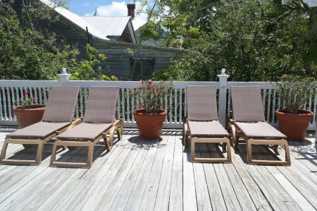 Heron House - Adult Only Отели рядом с достопримечательностью «Ки-Уэст Баттерфлай энд Нейчер Консерватори»