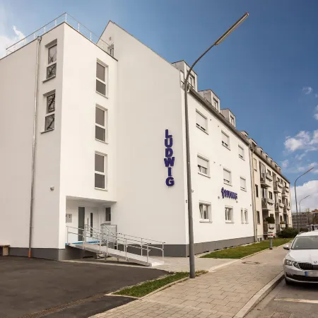 Hotel Ludwig Отели рядом с достопримечательностью «Компания MTU Aero Engines, Мюнхен»