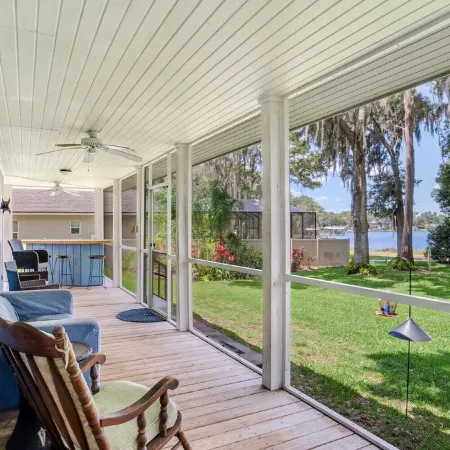 A perfect Lake House get away