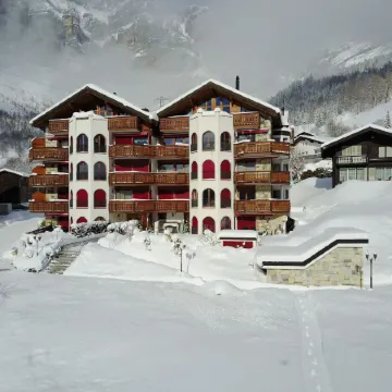 Therme 51° Hotel Physio & Spa